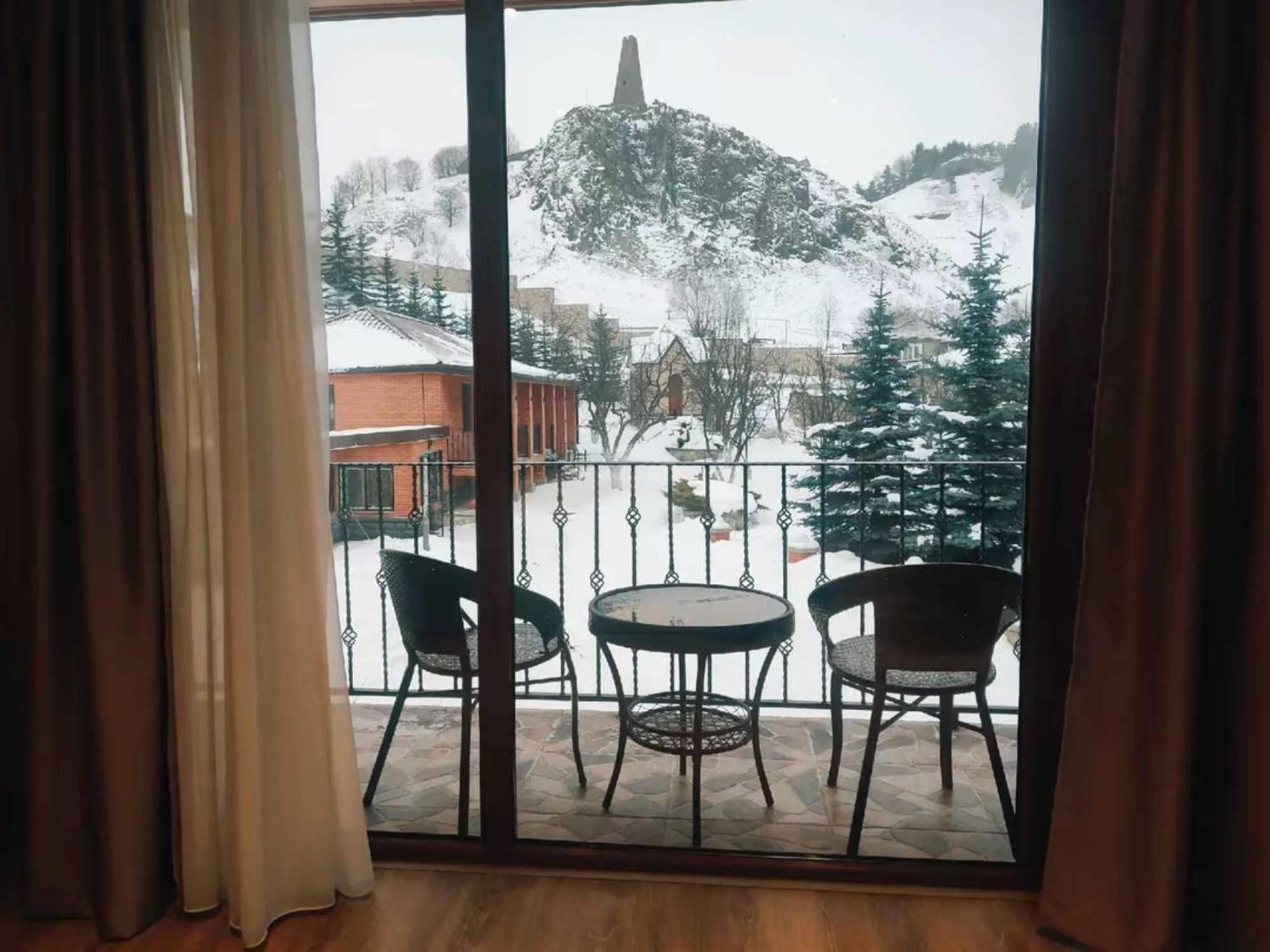 Vardisubani Villa Kasbegi Buitenkant foto