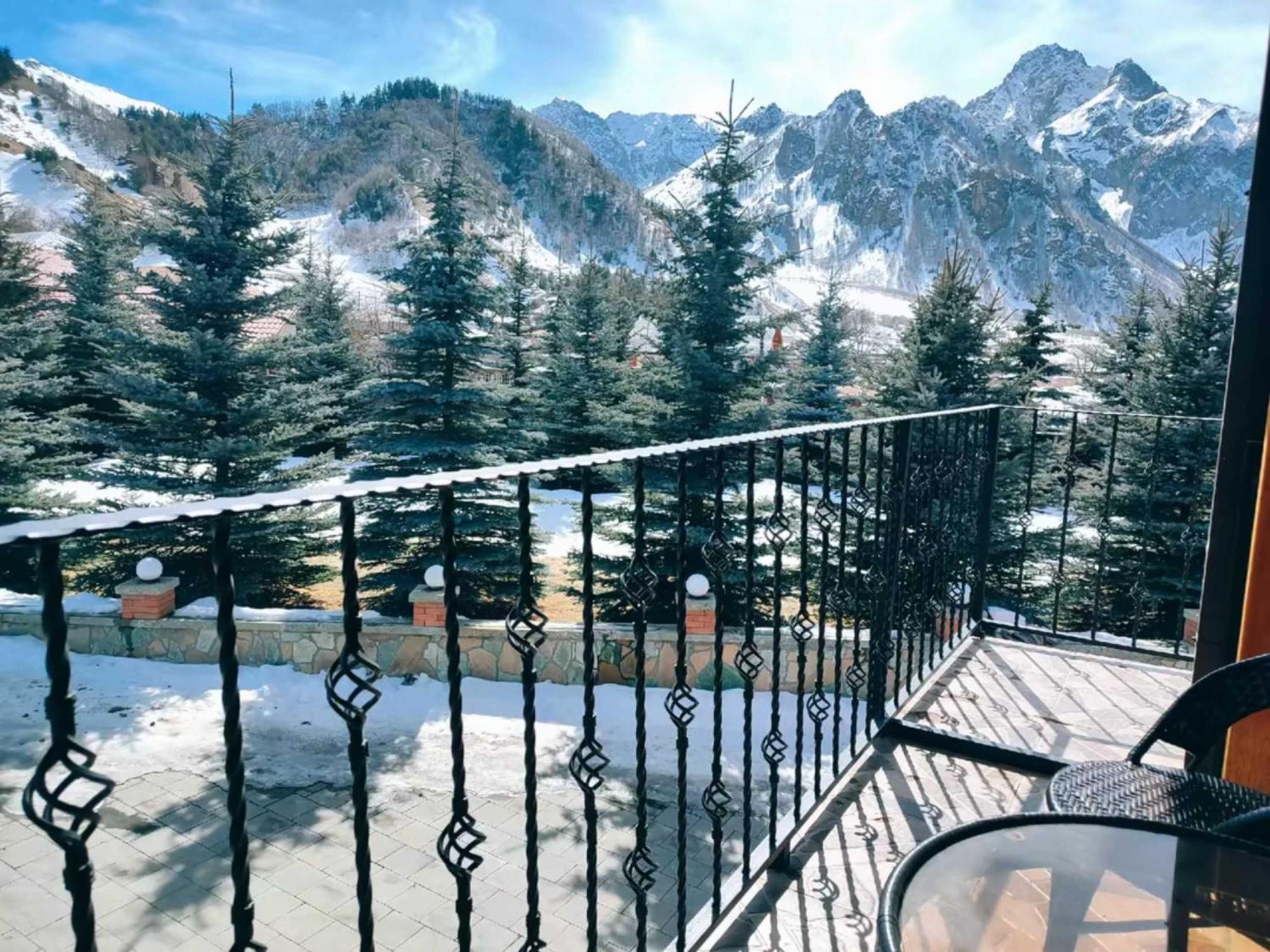 Vardisubani Villa Kasbegi Buitenkant foto
