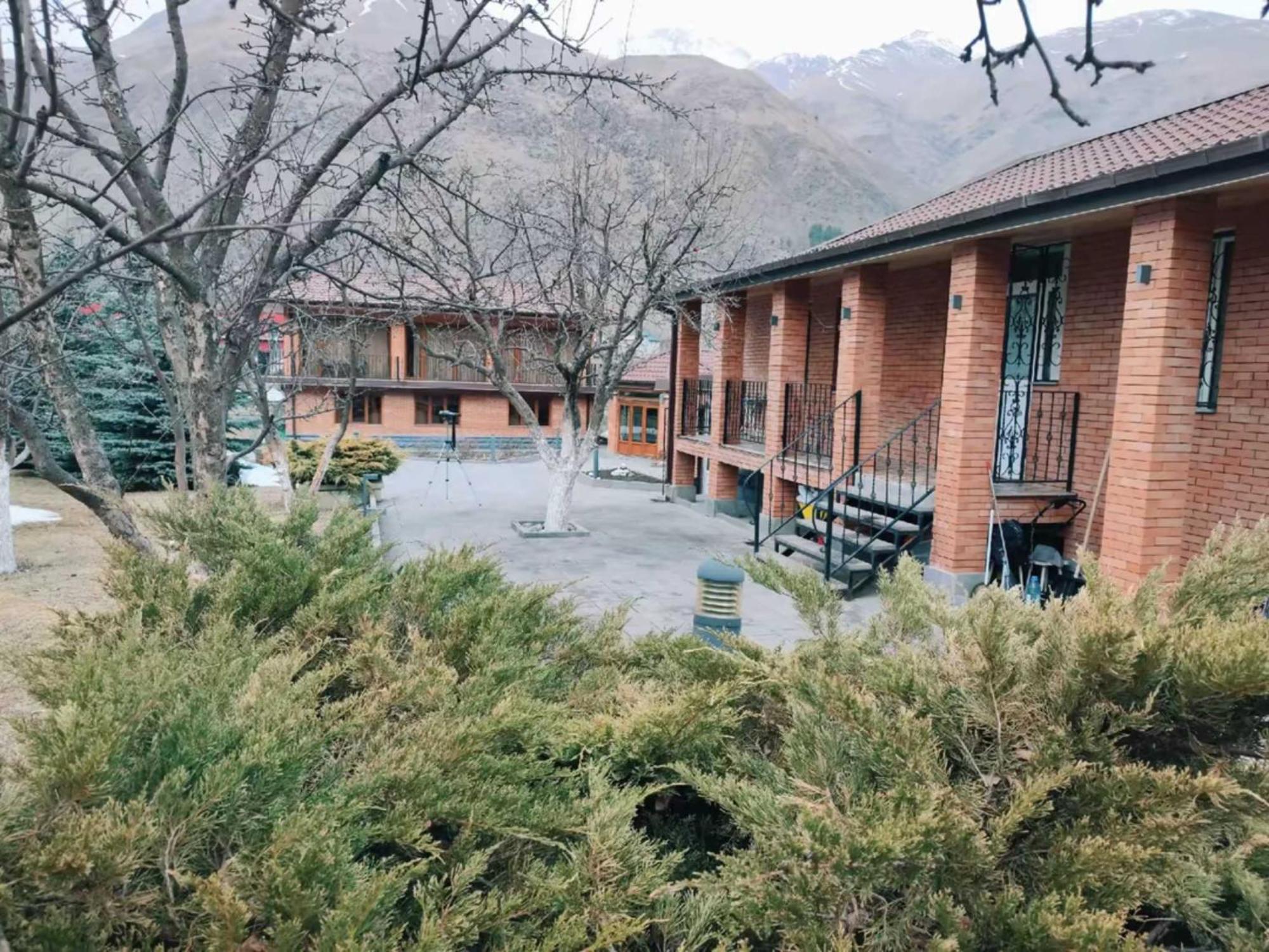 Vardisubani Villa Kasbegi Buitenkant foto