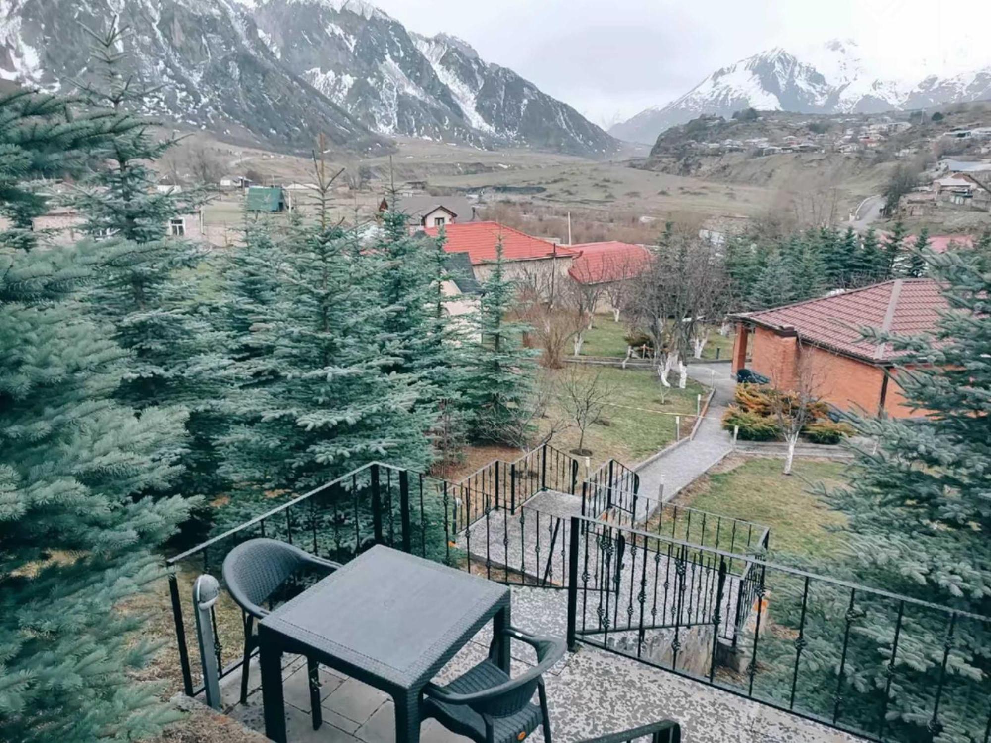 Vardisubani Villa Kasbegi Buitenkant foto