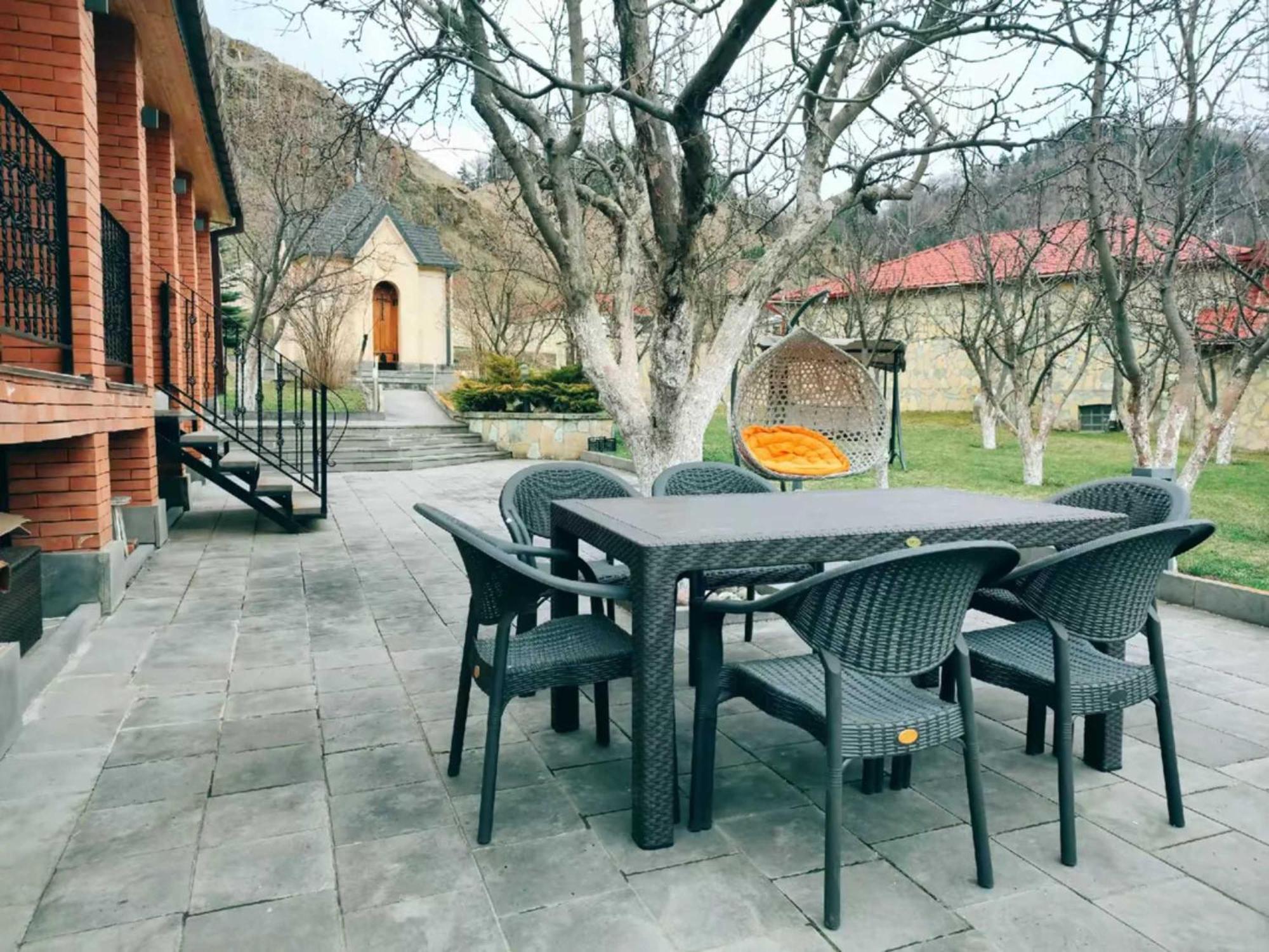 Vardisubani Villa Kasbegi Buitenkant foto